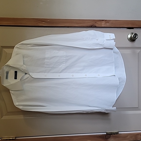 Pierre Cardin Other - Pierre Cardin slim fit long sleeved collared white shirt M 15-15 1/2. 32/33